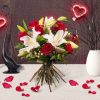 Ramo Liliums blancos y rosas rojas