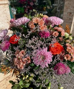 Alternative view of Ramo de flores variado tonos naranjas
